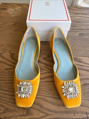 NEW! Frances Valentine mustard velvet rhinestone broach toe McCall size 9.5